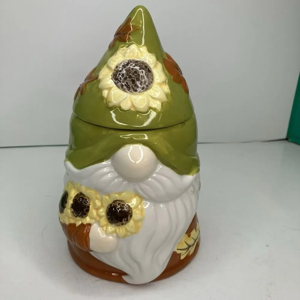 Rachel Ashwell The Farmhouse Gnome 2 Wick Soy Blend Candle 20.5 Oz White Pumpkin